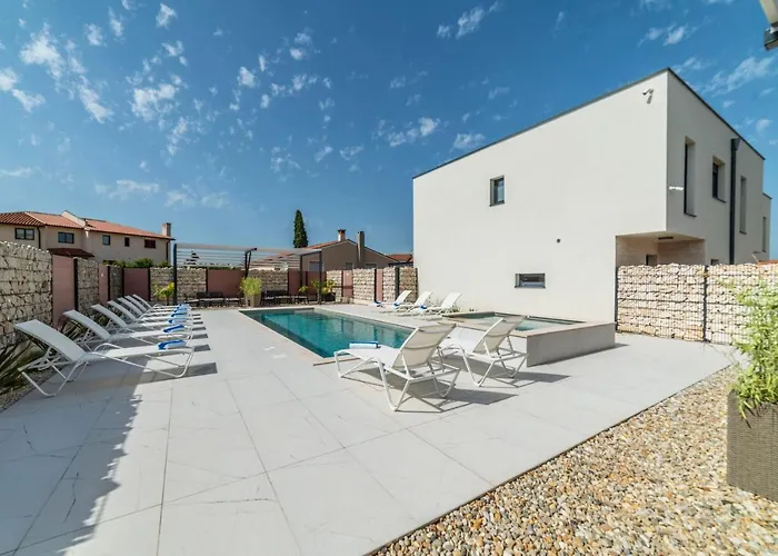 Appartement Pinna - Datul Pula