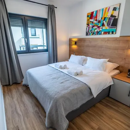 Pinna - Datul * Pula