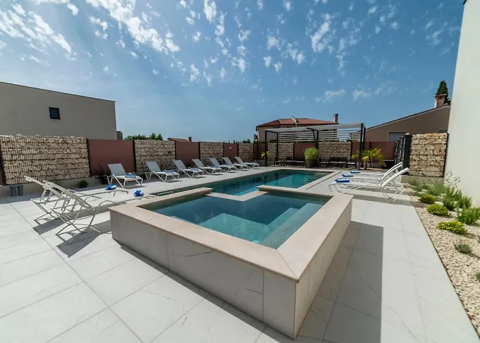 Pinna - Datul Пула