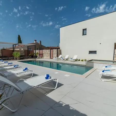 Apartmán Pinna - Datul *