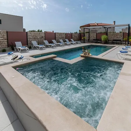 Appartement Pinna - Datul