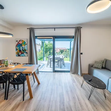 Pinna - Datul Apartmán Pula